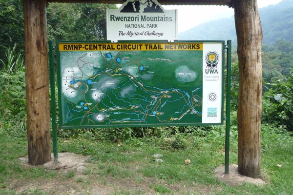 Uganda Mountain Hiking Safaris Uganda Mountain Hiking Safaris